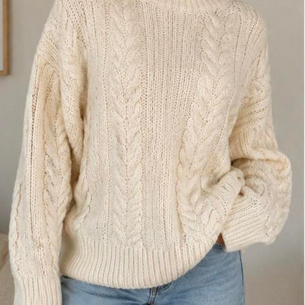 A‎ New Day Cable Knit Sweater